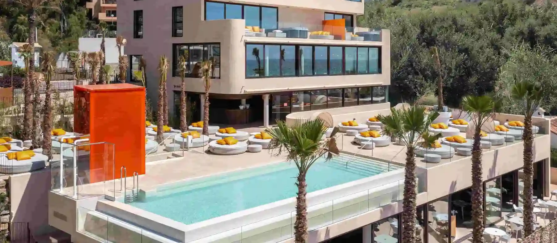 vistas The Beach Club
